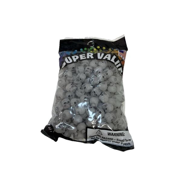 (Lot Of 2) The Beadery 4-Ounce Bag of Skull Beads, Glow in Dark 10mm - Picture 2 of 4